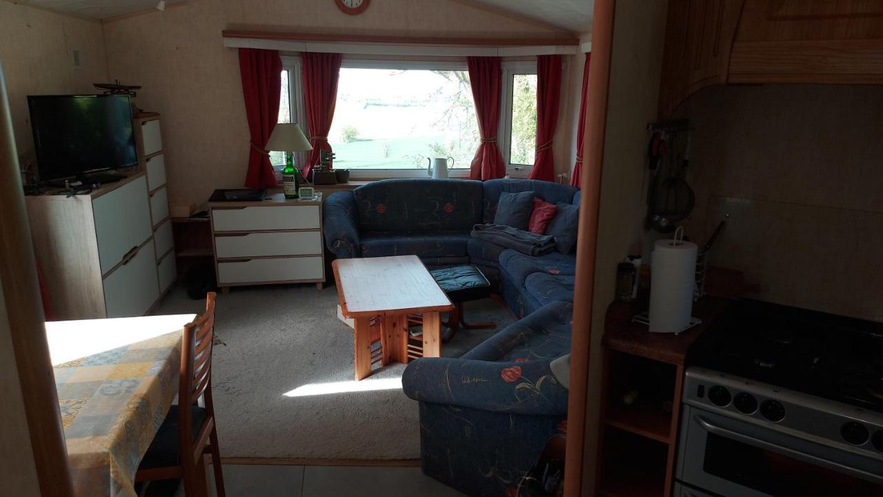 Camping Le Bois Jahan Brunelles Exterior photo