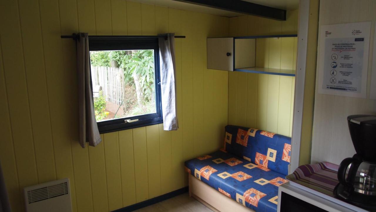 Camping Le Bois Jahan Brunelles Exterior photo